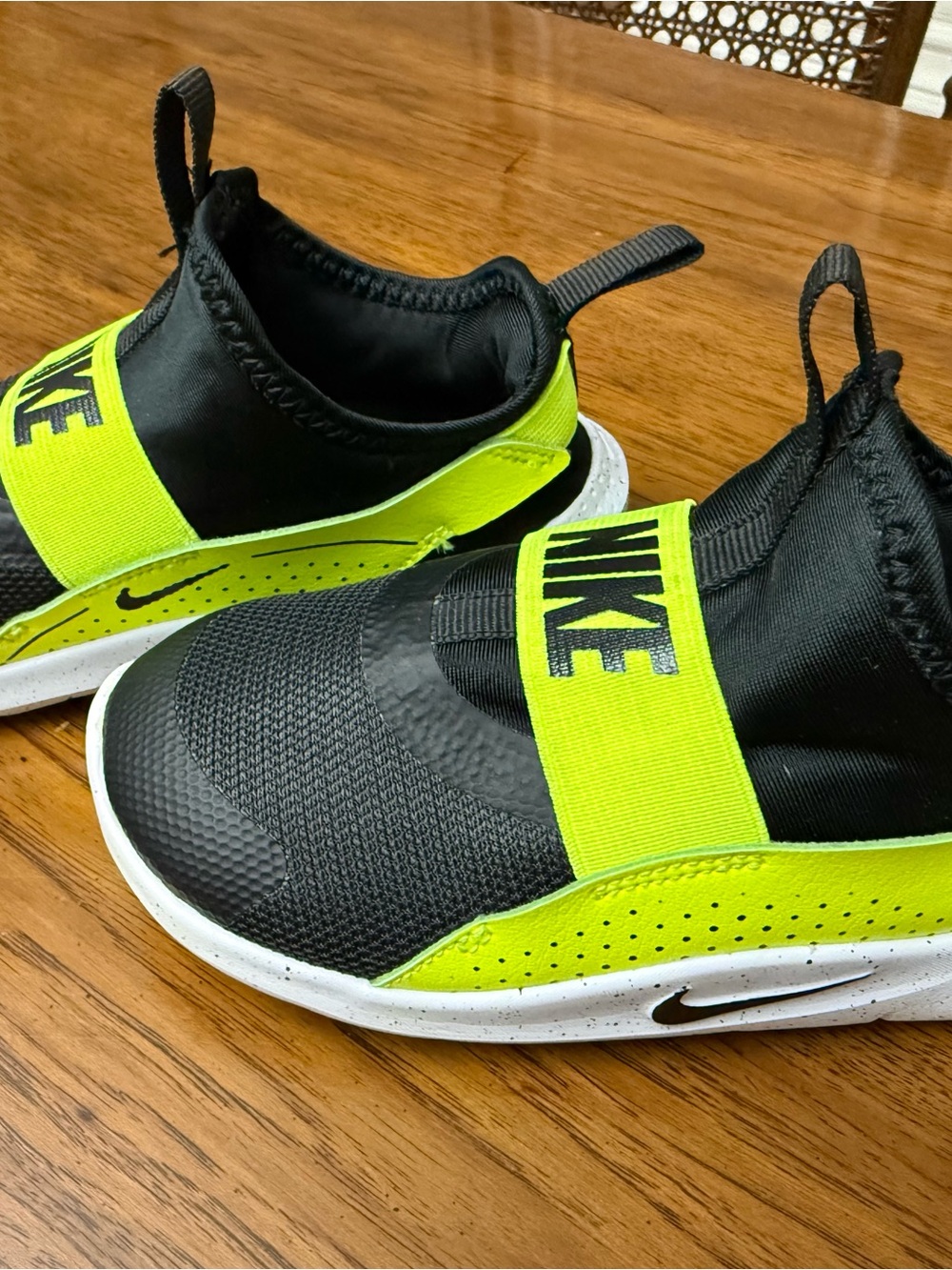 Nike Kids Slip-On Sneakers in Black & Neon Yellow